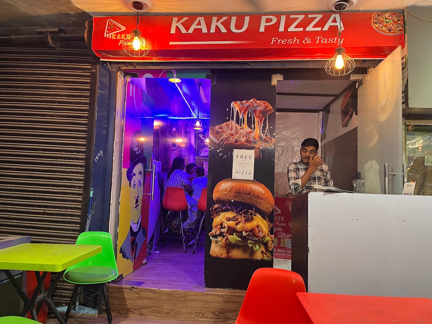Kaku Pizza & Restaurant Sector 17A