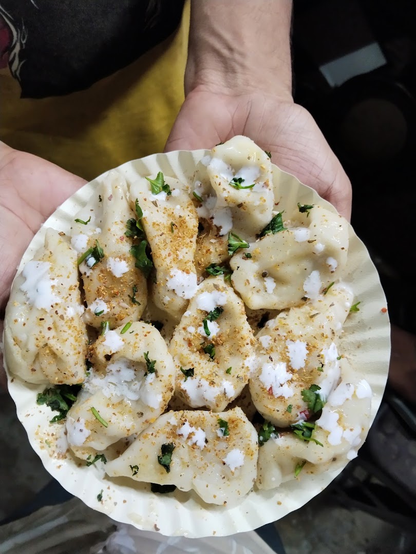 KHAOZI MOMO