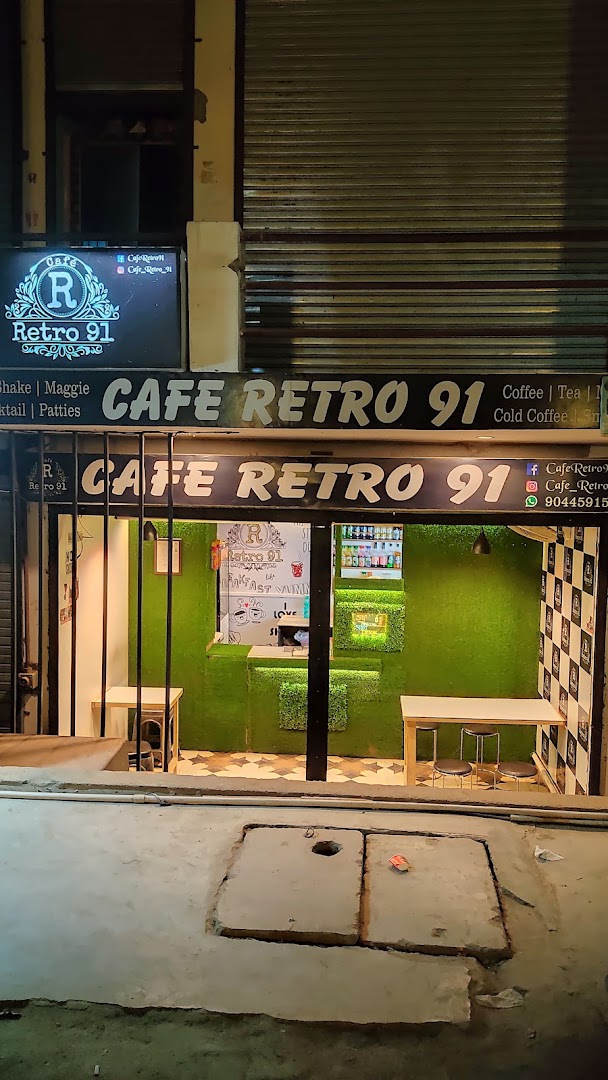 Cafe Retro 91