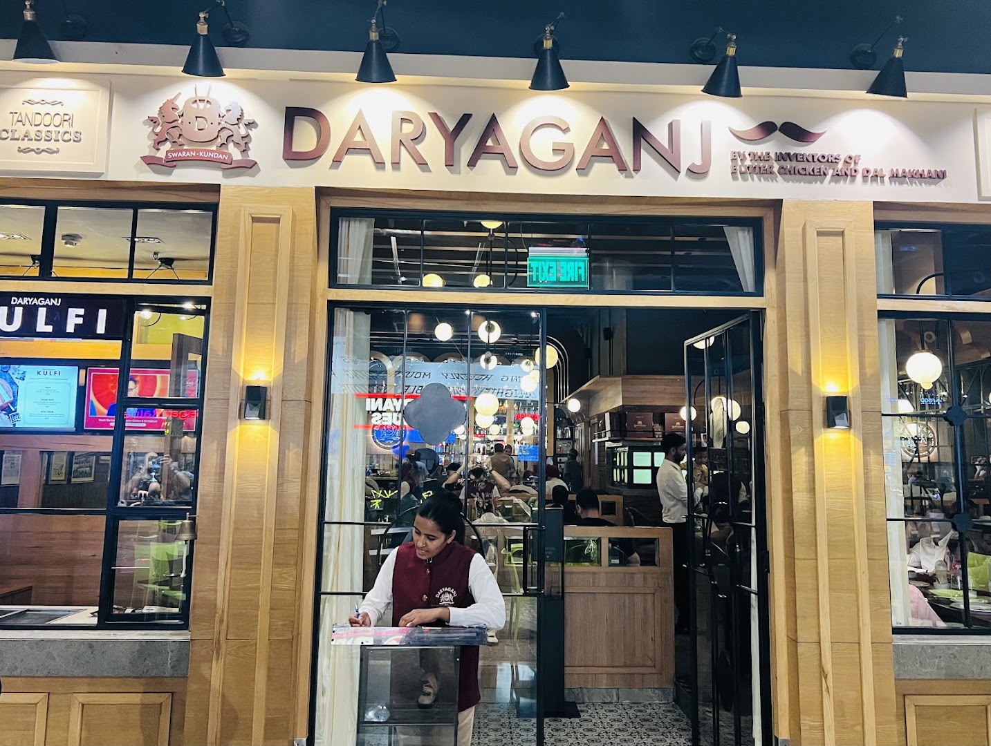 Daryaganj Restaurant