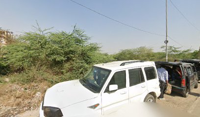 Lun Bhatura RESTAURANT
