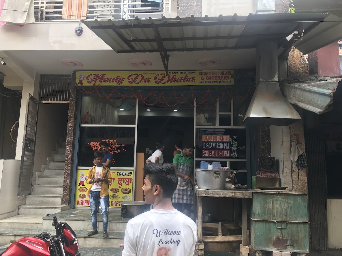 Monty Da Dhaba