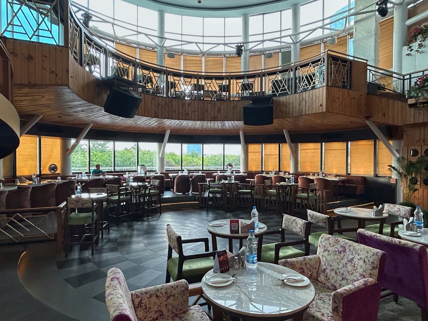 SOCA - Brewery & Lounge