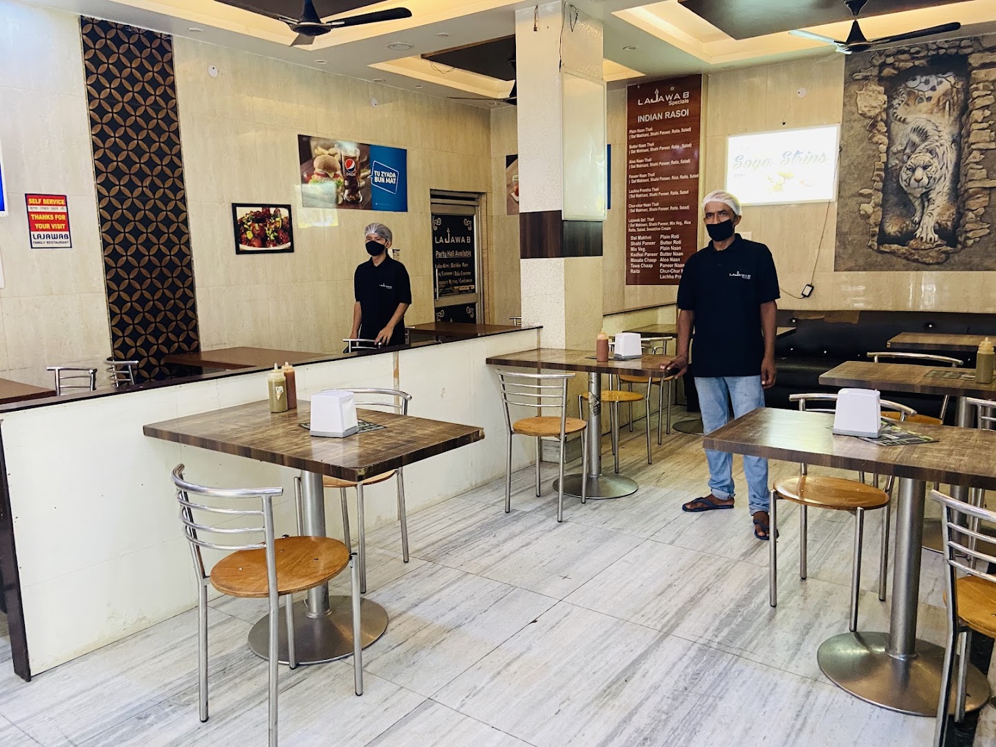 Lajawab Restaurant