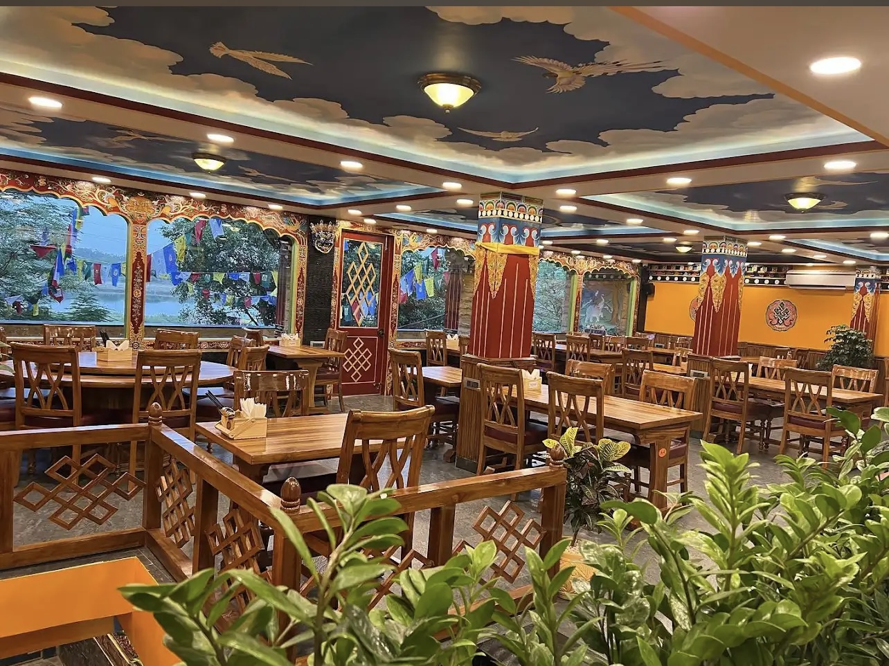MACHEN LA Tibet Kitchen