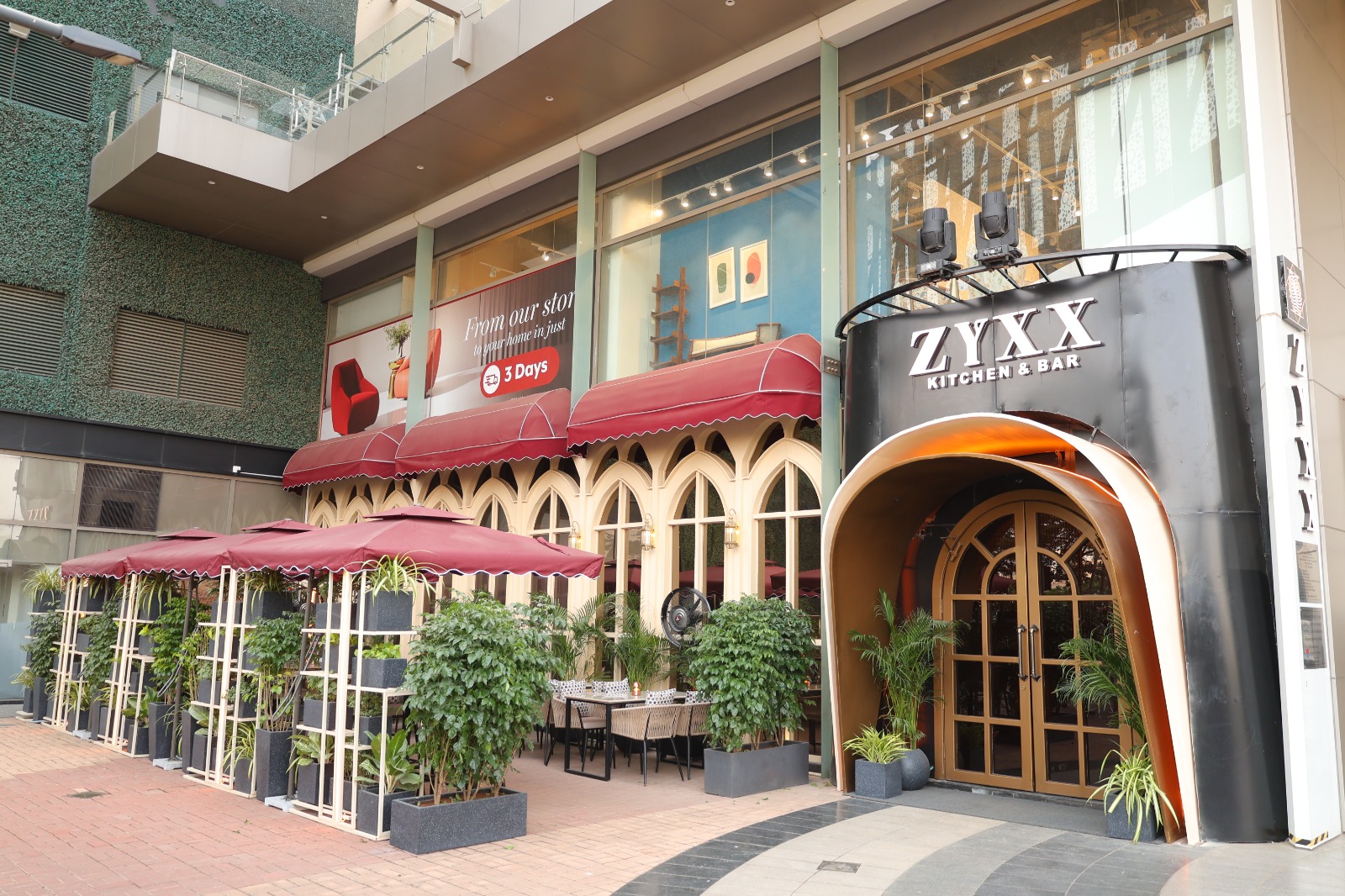 Zyxx Kitchen and Bar
