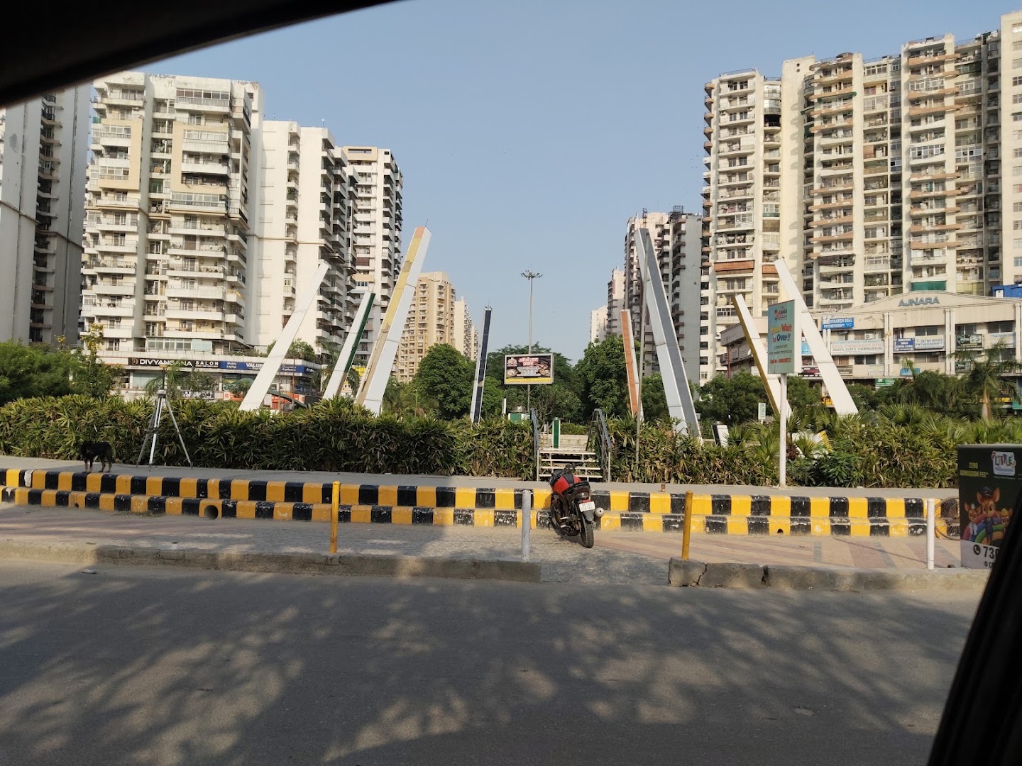 Crossings Republic Roundabout