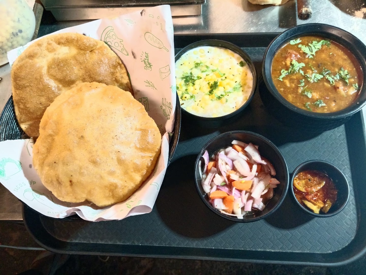 Alpna Cafe & Restaurant