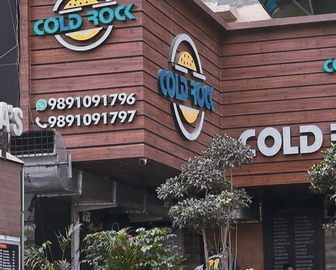 Cold Rock Cafe