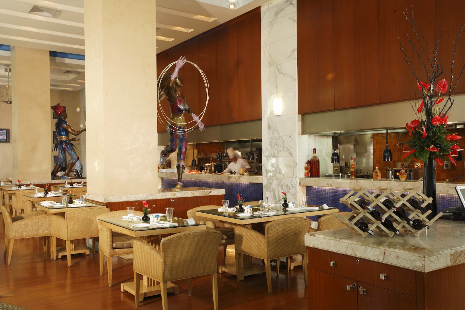 La Brezza - 5 Star Luxury Italian Restaurant Delhi NCR
