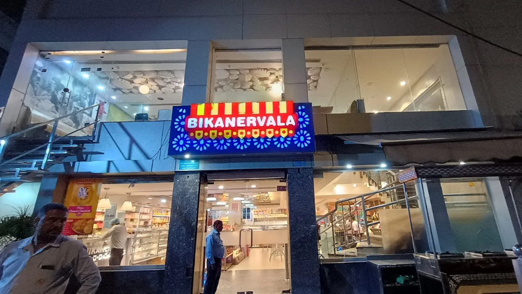 Bikanervala | Naraina Delhi