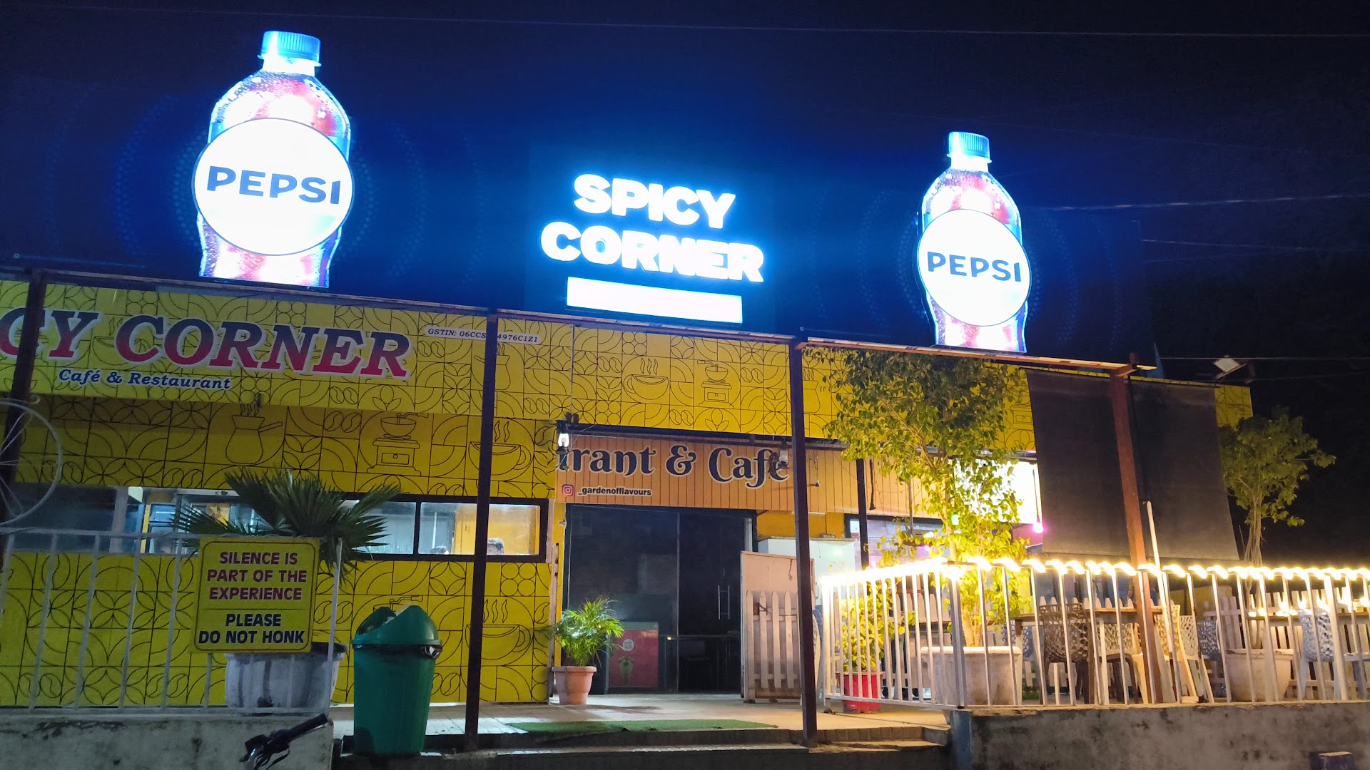 SPICY CORNER