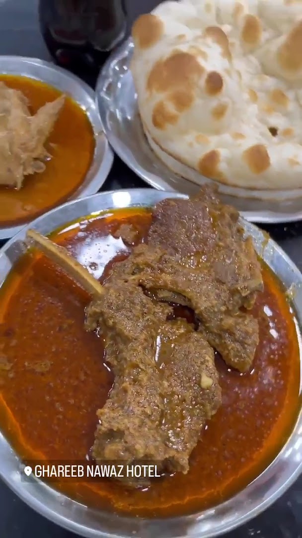 Ghareeb Nawaz Hotel