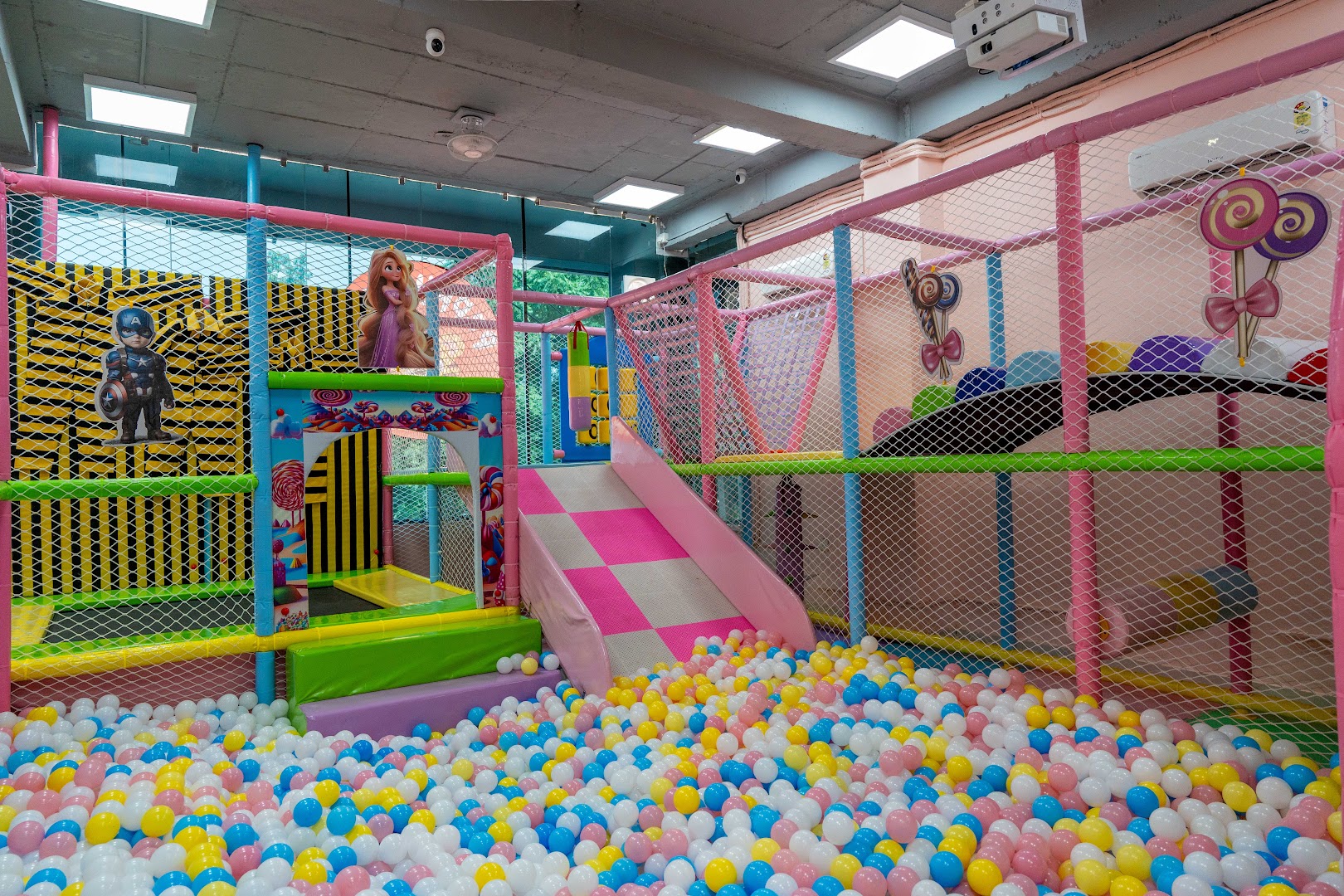 Peppy Cubs Cafe