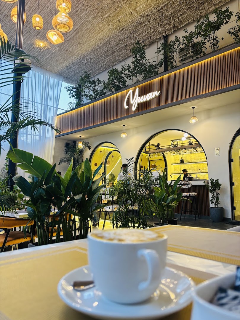 Yuvan Cafe & Restro