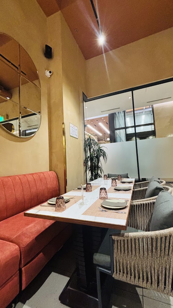 Sidewok Restaurant