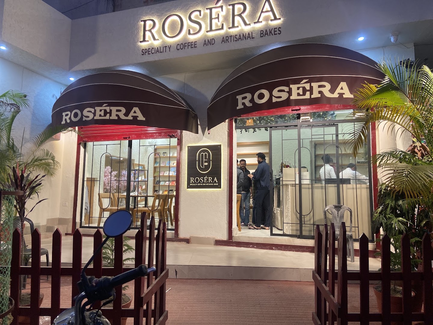 Rosera coffee house