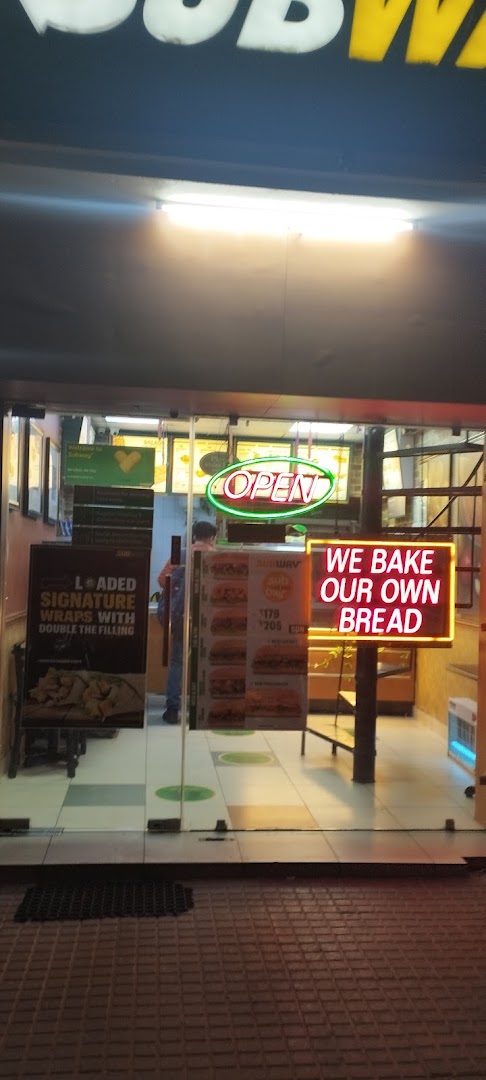Subway Munirka
