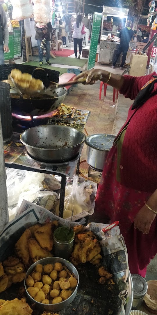 Aunty Pakode