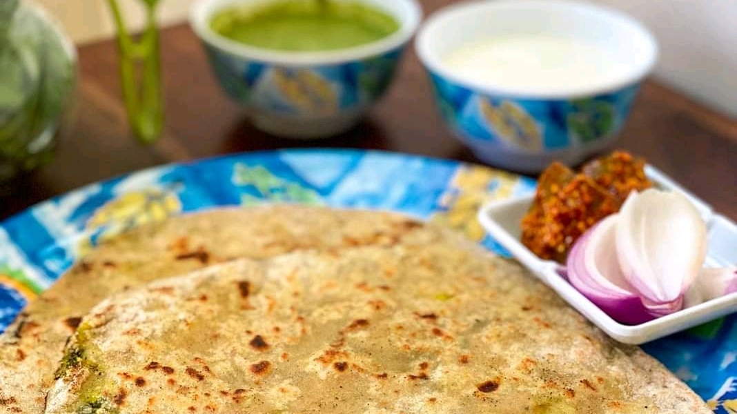 Yo Tiffin ! By Sarita Singh