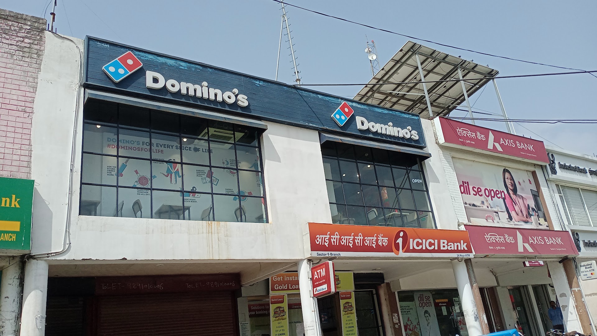 Dominos
