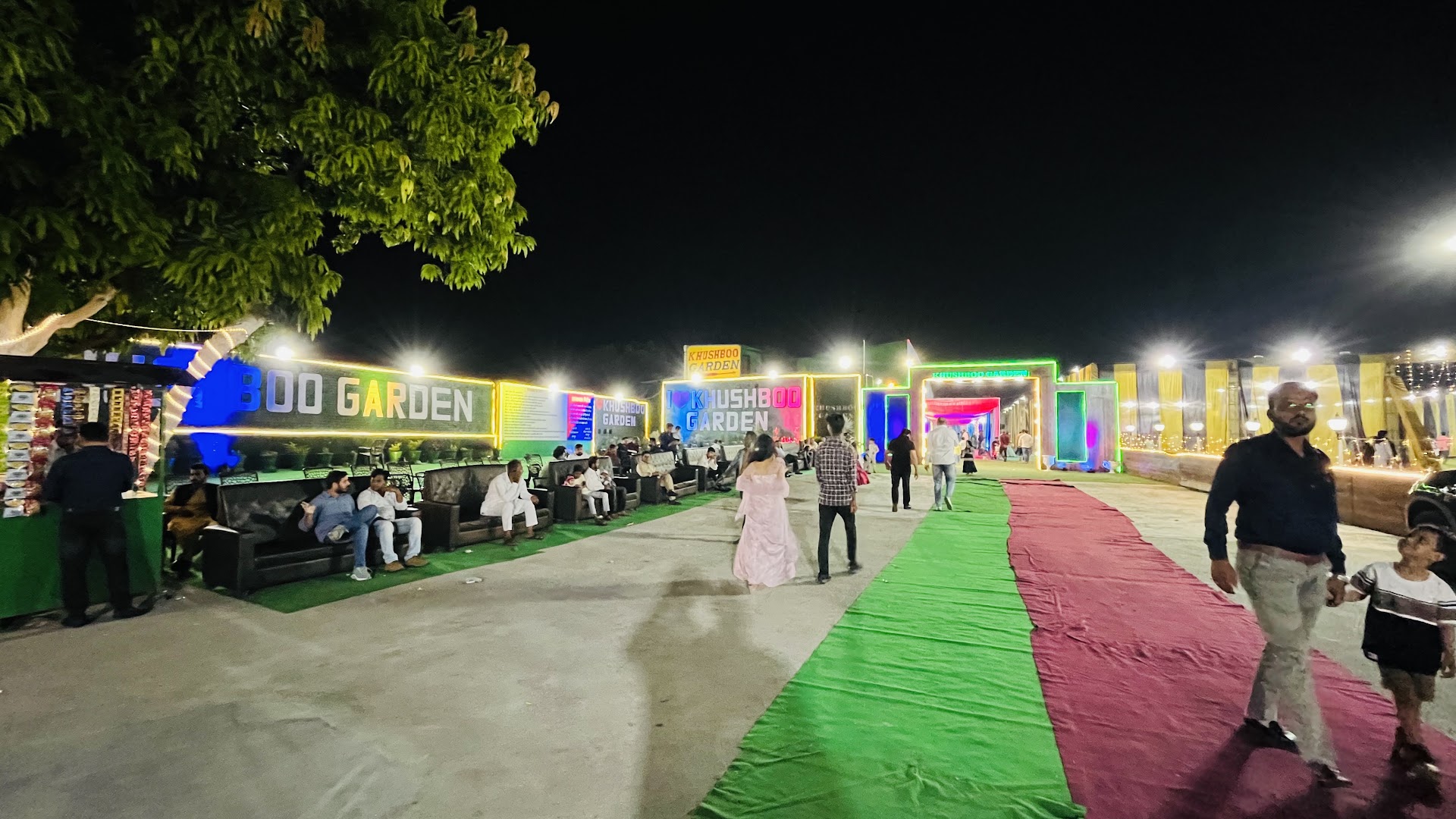 Khushboo Garden Banquet Hall & Food Court