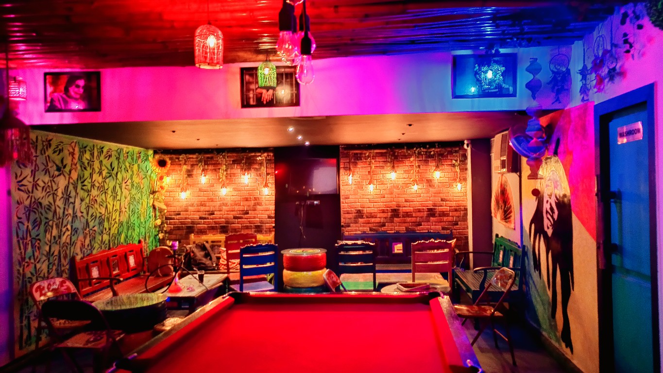 SHIVAS CAFE