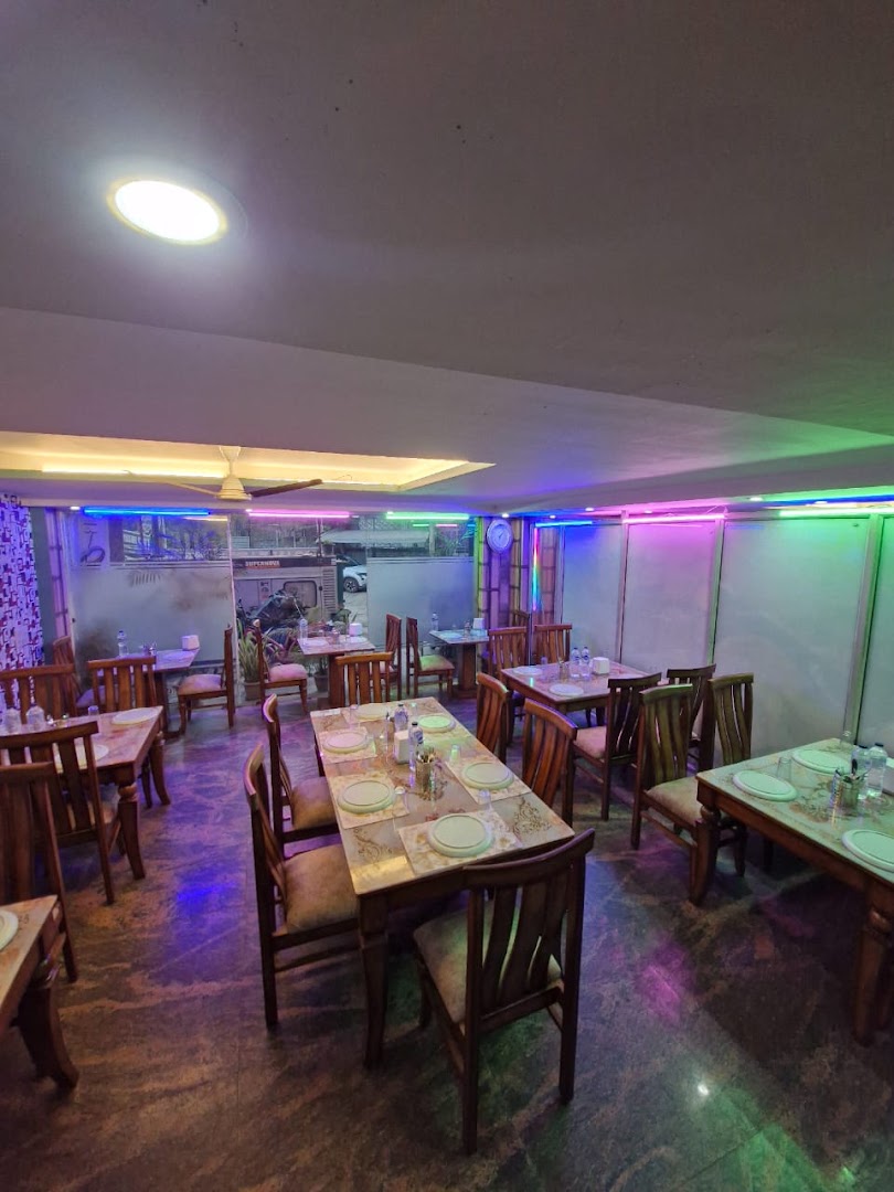 URBAN EATS RESTAURANT