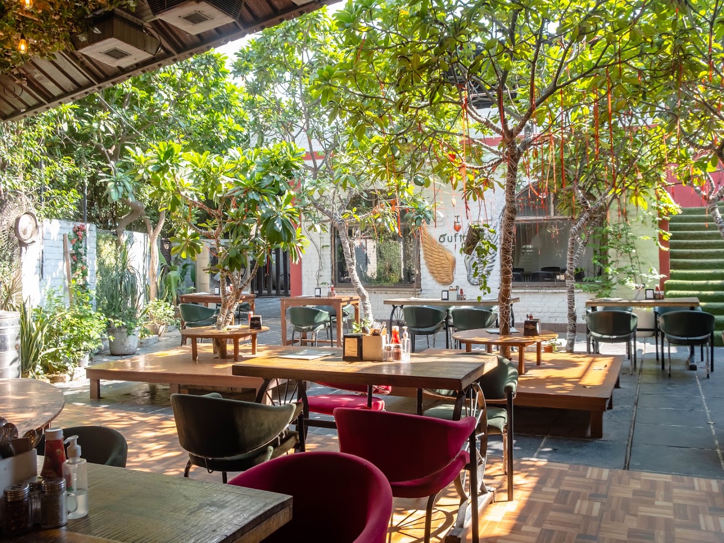 Guftagu Cafe