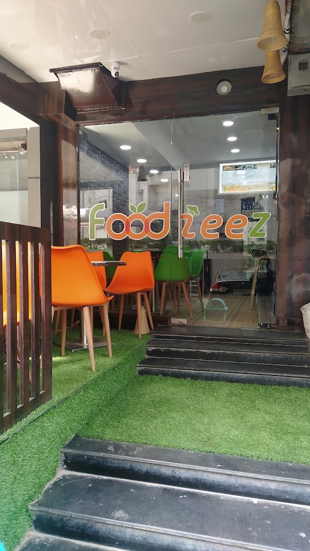 Foodieez DCM Building