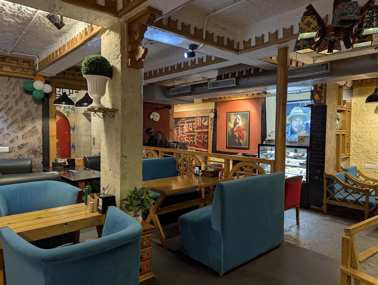 Kalsang Cafe Majnu Ka Tilla Delhi