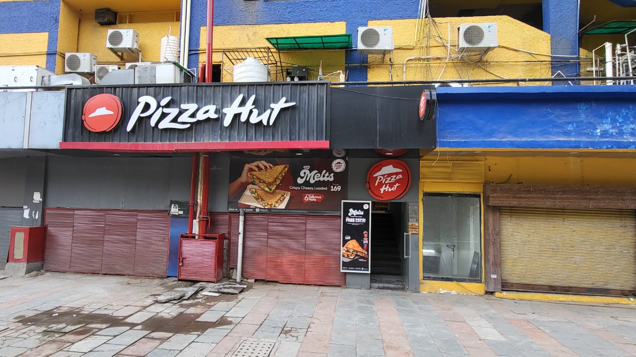 Pizza Hut | Vikas Puri, Delhi