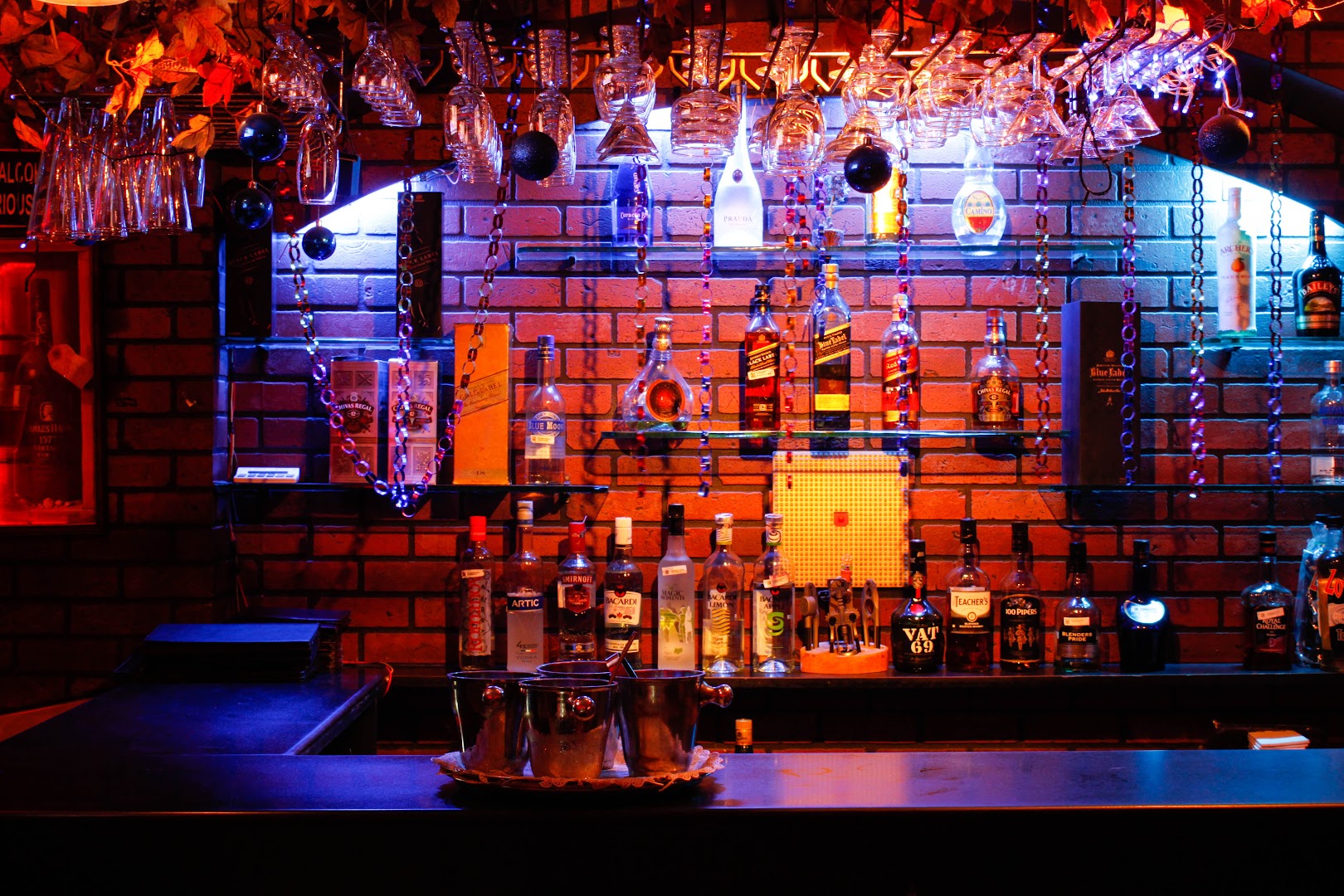 True Blue Restaurant & Bar