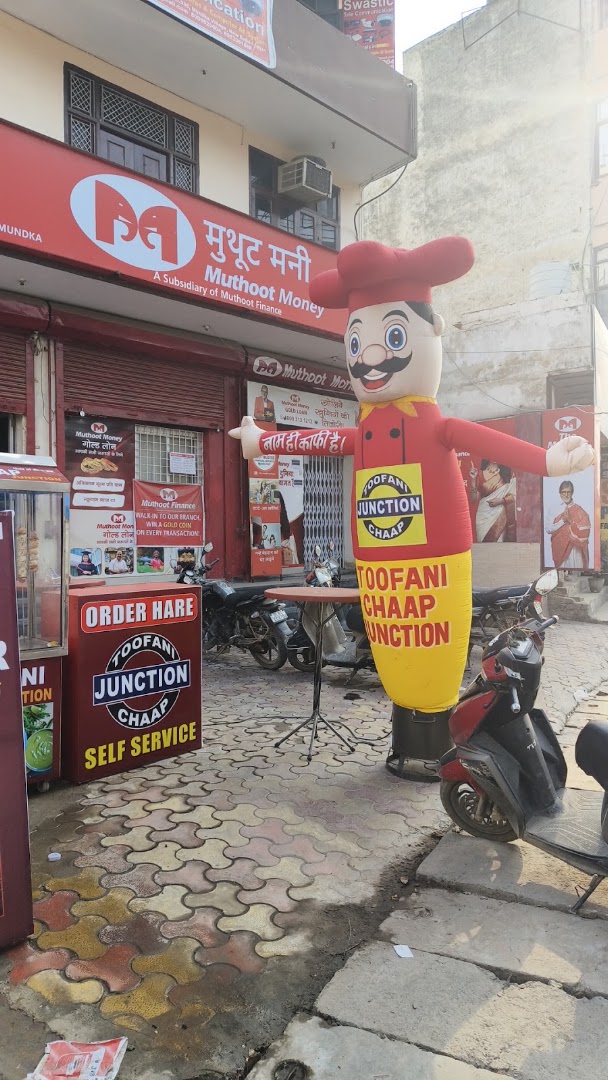 Toofani chaap junction
