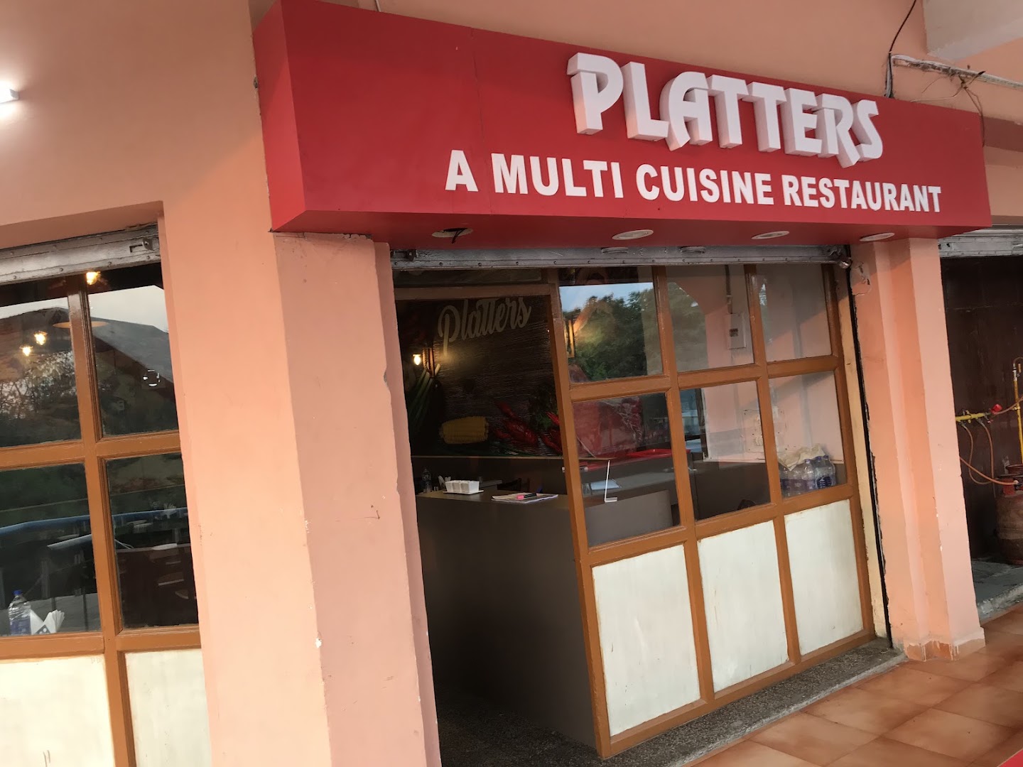Platters Restaurant