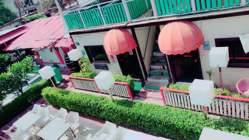 Raj Restaurant Bar and Lounge