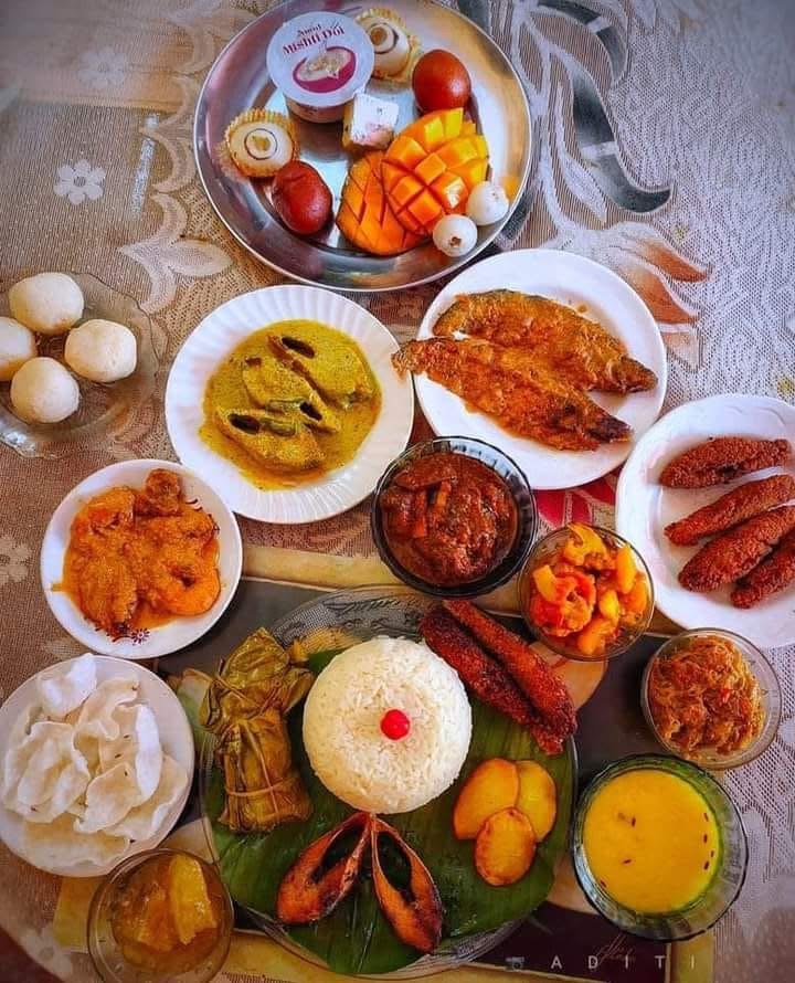 Teen bhubaner pare home dine