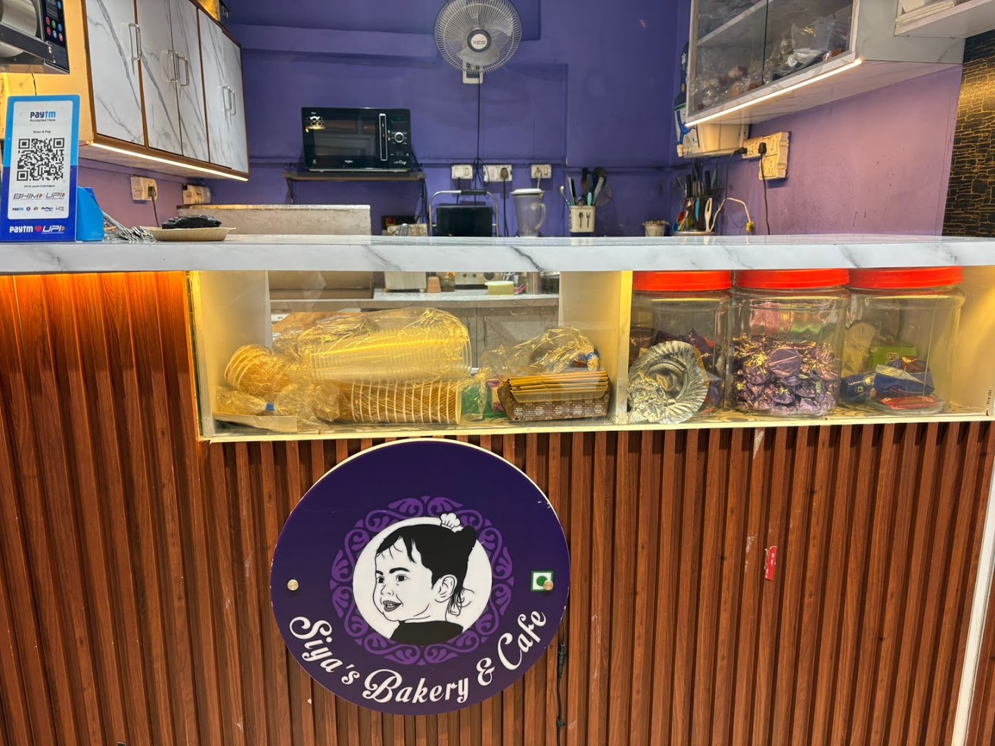Siya's Bakery & Cafe