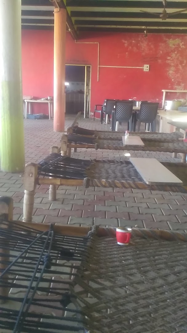 Punia Gujrati Hotel