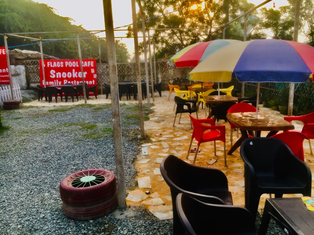 6 Flags Snooker & Cafe