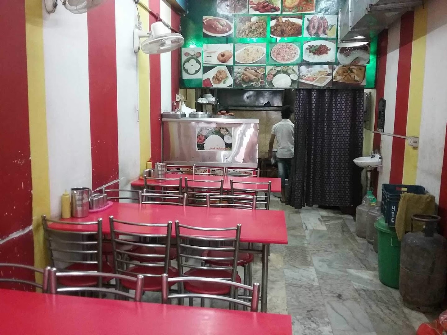Saravana Mess
