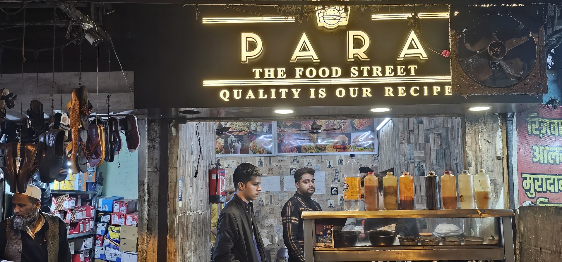 PARA THE FOOD STREET