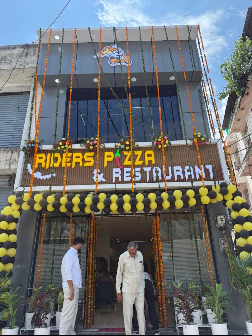 Riders Pizza Restaurant