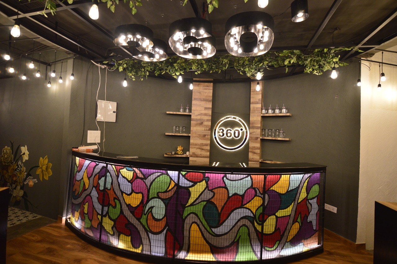 Cafe 360