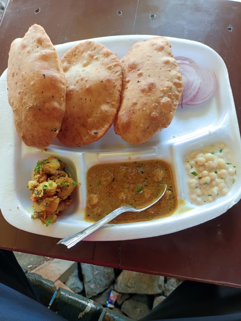 Roshan Chat Bhandar