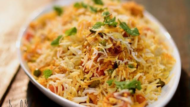 CHICKEN BIRYANI