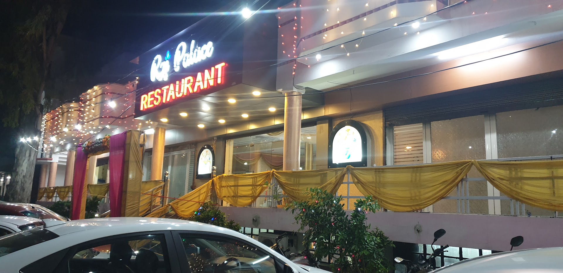 Raj Palace Restaurant