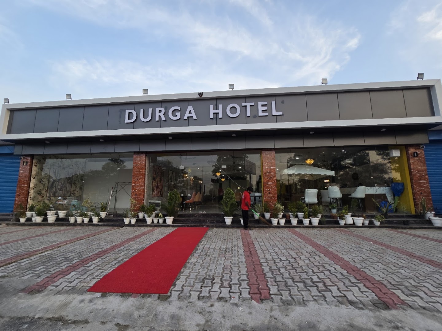 Durga Hotel