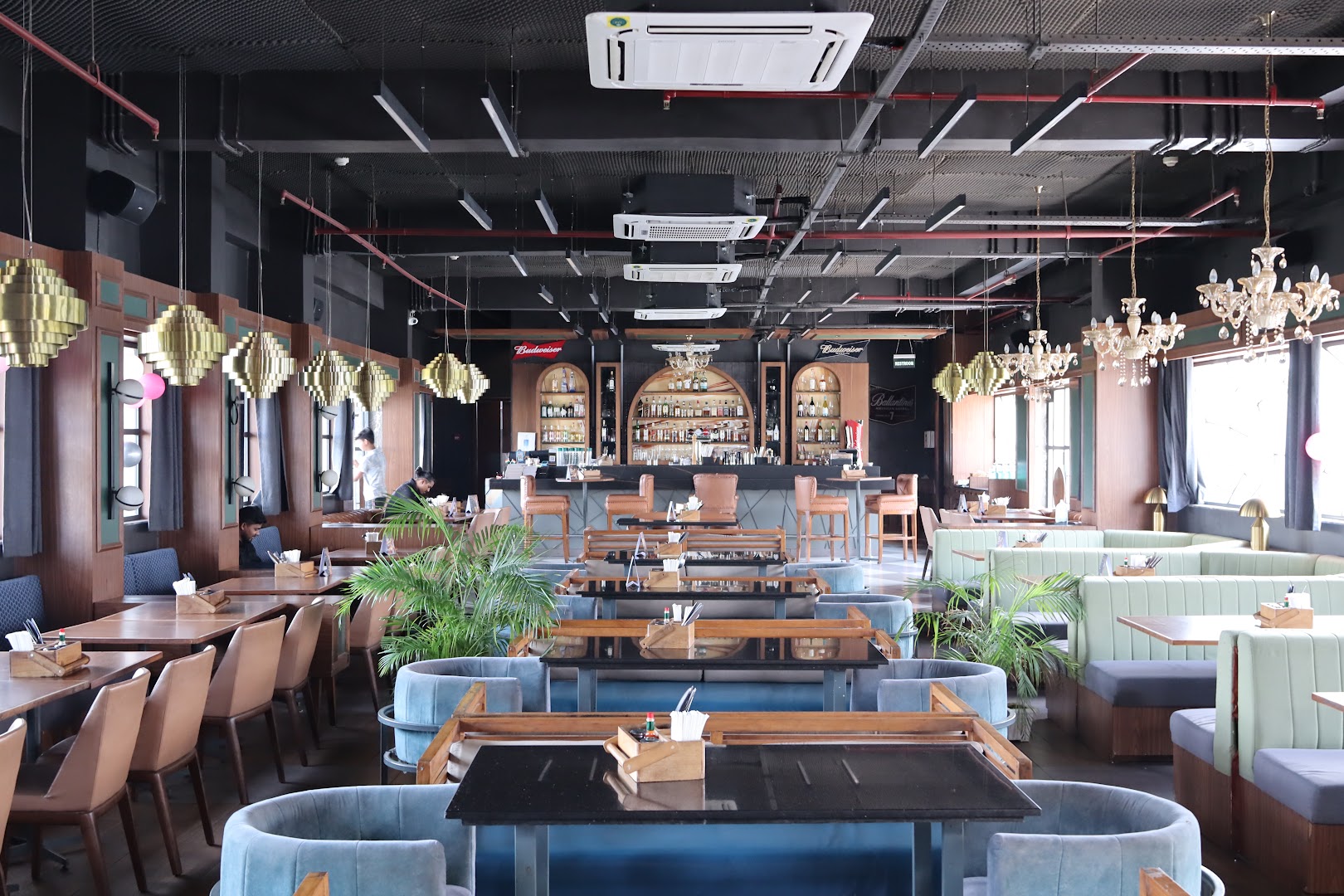 The Hyve Modern Bistro & Cocktail Bar