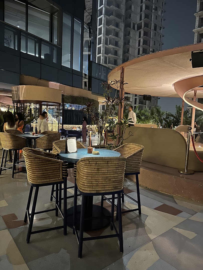 Melt Cocktail & Bar